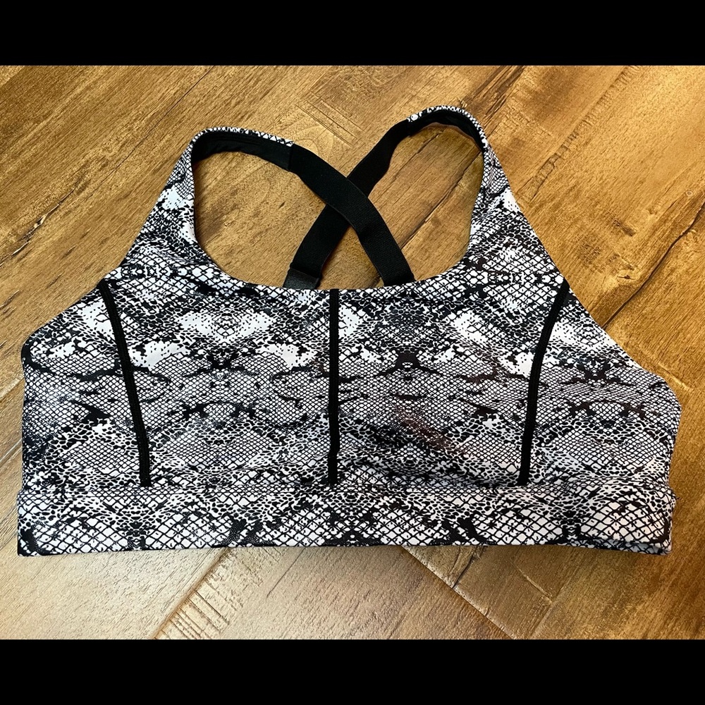 XL Light n Tight Zyia Bra